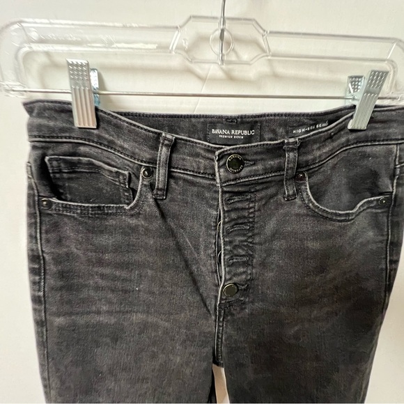 BANANA REPUBLIC PREMIUM DENIM BLACK WASHED JEANS. HIGH RISE SKINNY SIZE 27 (10) - Picture 8 of 11